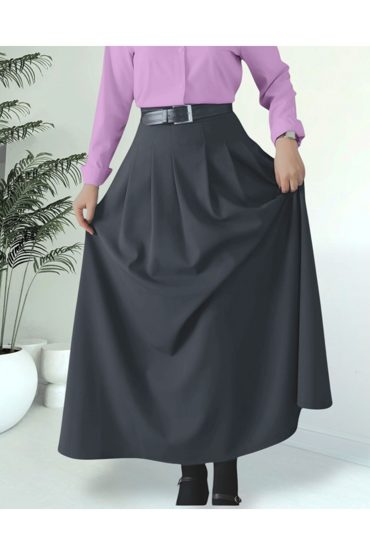 Pleated Pocketed Flared Skirt -Smoked 
