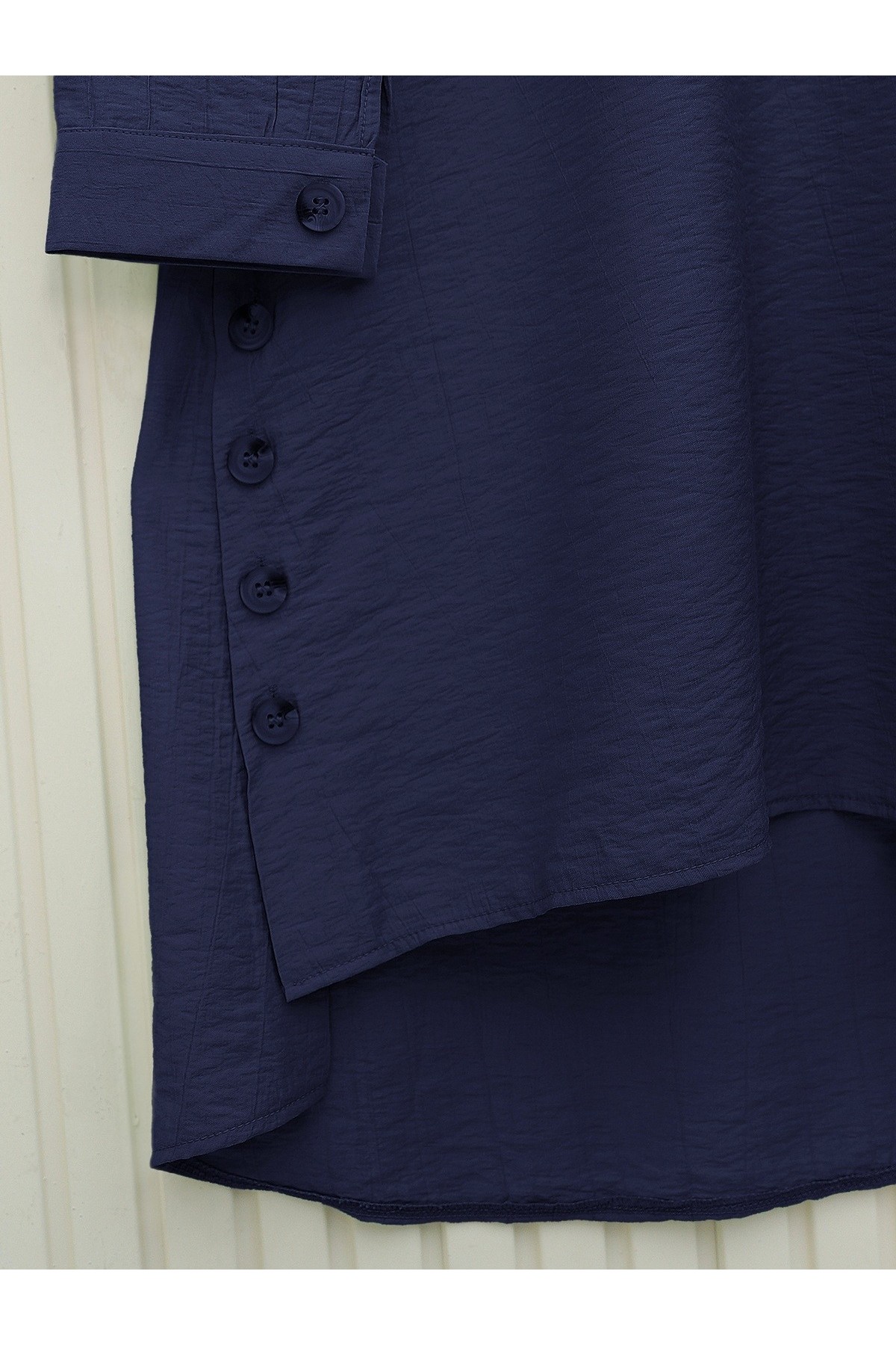 Button Detailed Judge Collar Tunic       -Navy blue