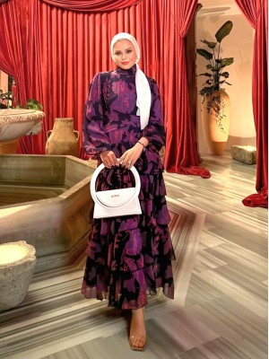 Chiffon Dress with Gathered Waist Skirt and Five Layers of Lining  - Purple