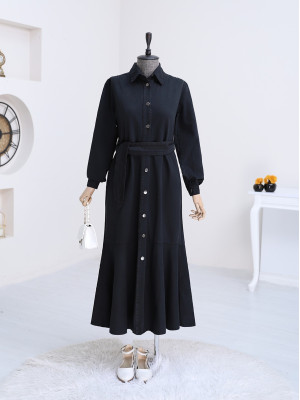 فستان من الدنيم بأزرار مع تنورة مكشكشة -أسود