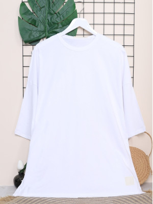 Round Neck Rigged Detailed Loose T-Shirt -White