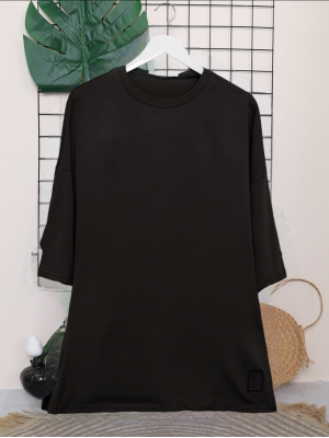 Round Neck Rigged Detailed Loose T-Shirt -Black