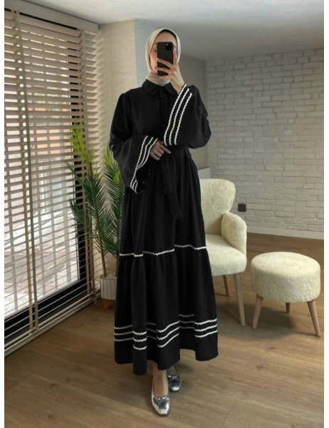 Kolları ve eteği süzene işlemeli Parçalı Elbise  -Siyah