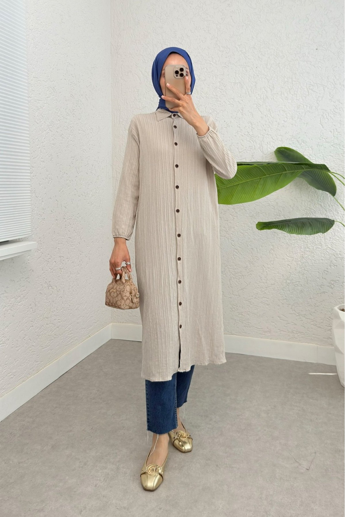 Long Crinkle Tunic with Buttoned Neck and Elastic Sleeves -Stone