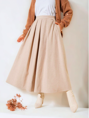 Pleated Stitch Skirt    -Light Mink
