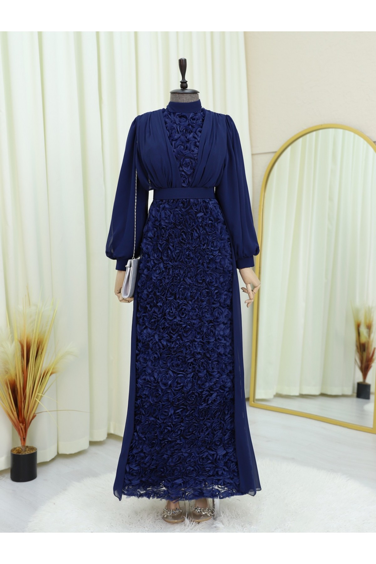 Embossed Rose Back Chiffon Detailed Belted Evening Dress -Navy blue