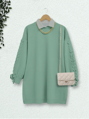 Crew Neck Knitwear Tunic with Braided Sleeves   -Sea green
