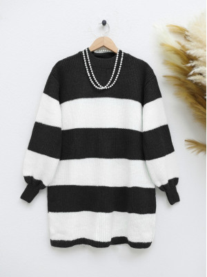 Half Neck Striped Thessaloniki Knitted Sweater  -Black