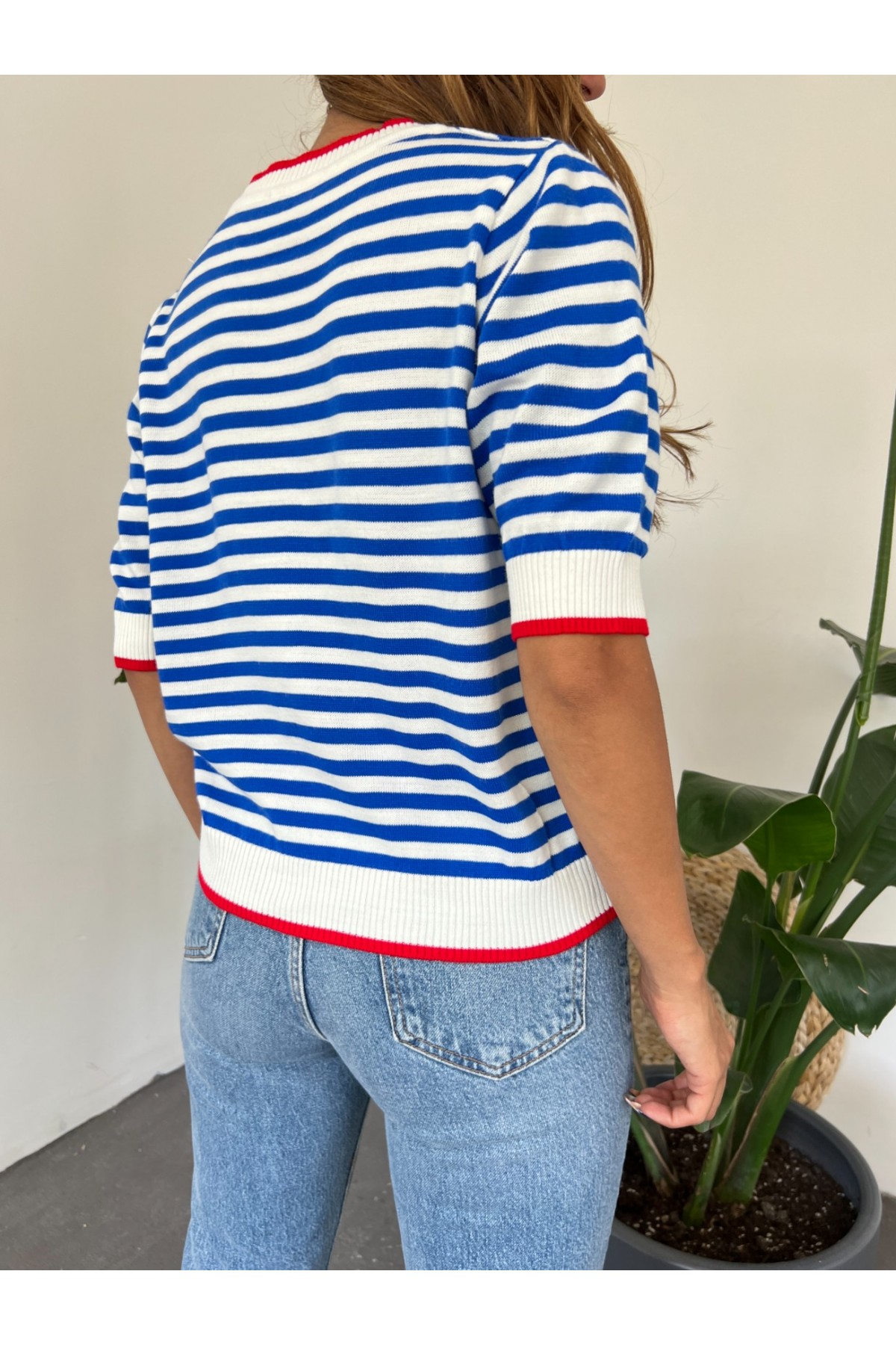 Round Neck Poor Sleeve Slim Knitwear Blouse -Dark blue