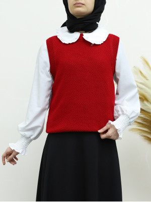 Solid Brass Knitted Crew Neck Sweater -Red