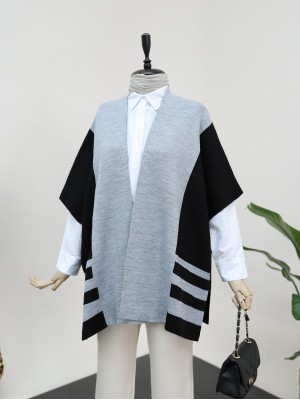 Short Sleeve Knitwear Poncho with Side Slits -Black