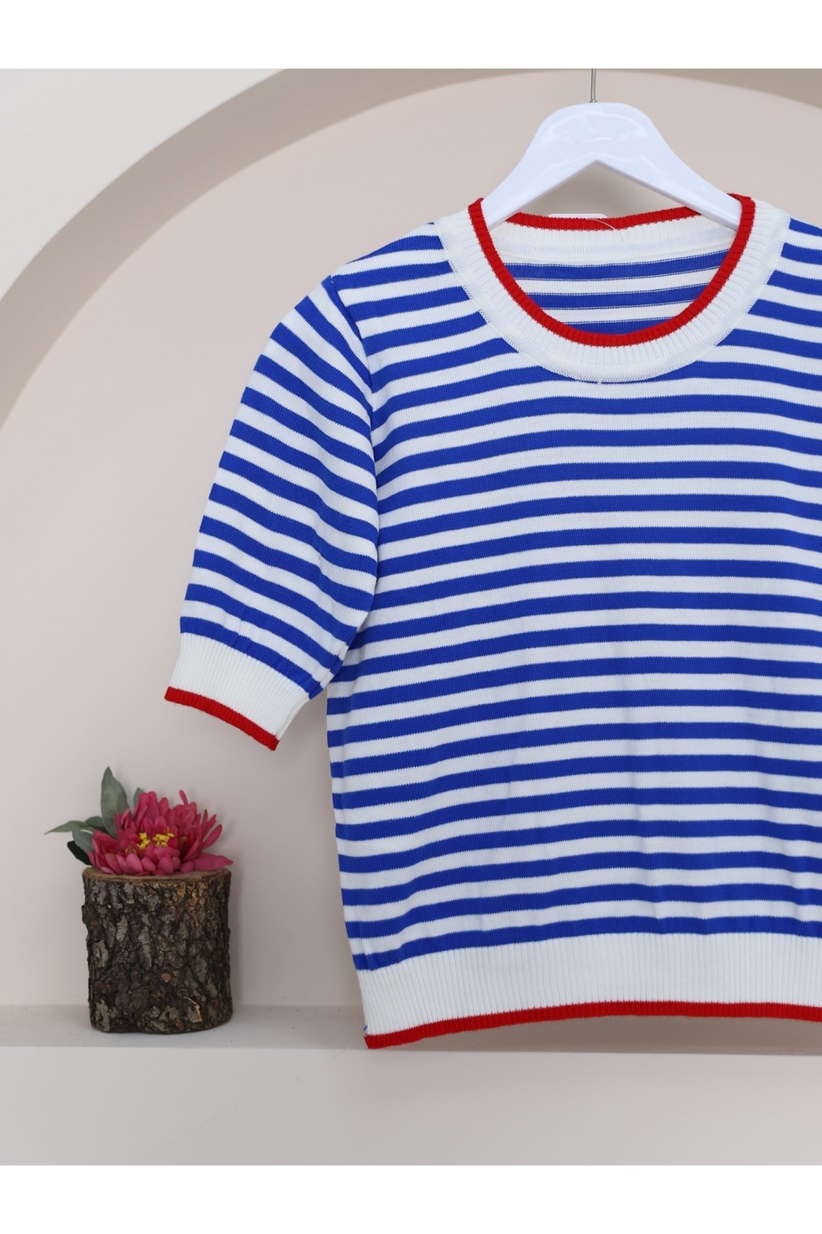 Round Neck Poor Sleeve Slim Knitwear Blouse -Dark blue