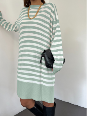 Round Neck Hijab Loose Knitwear Tunic   -Sea green