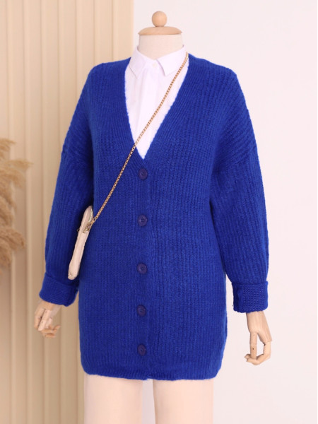 Knitting Pattern Thick Buttoned Cardigan -Saxe 