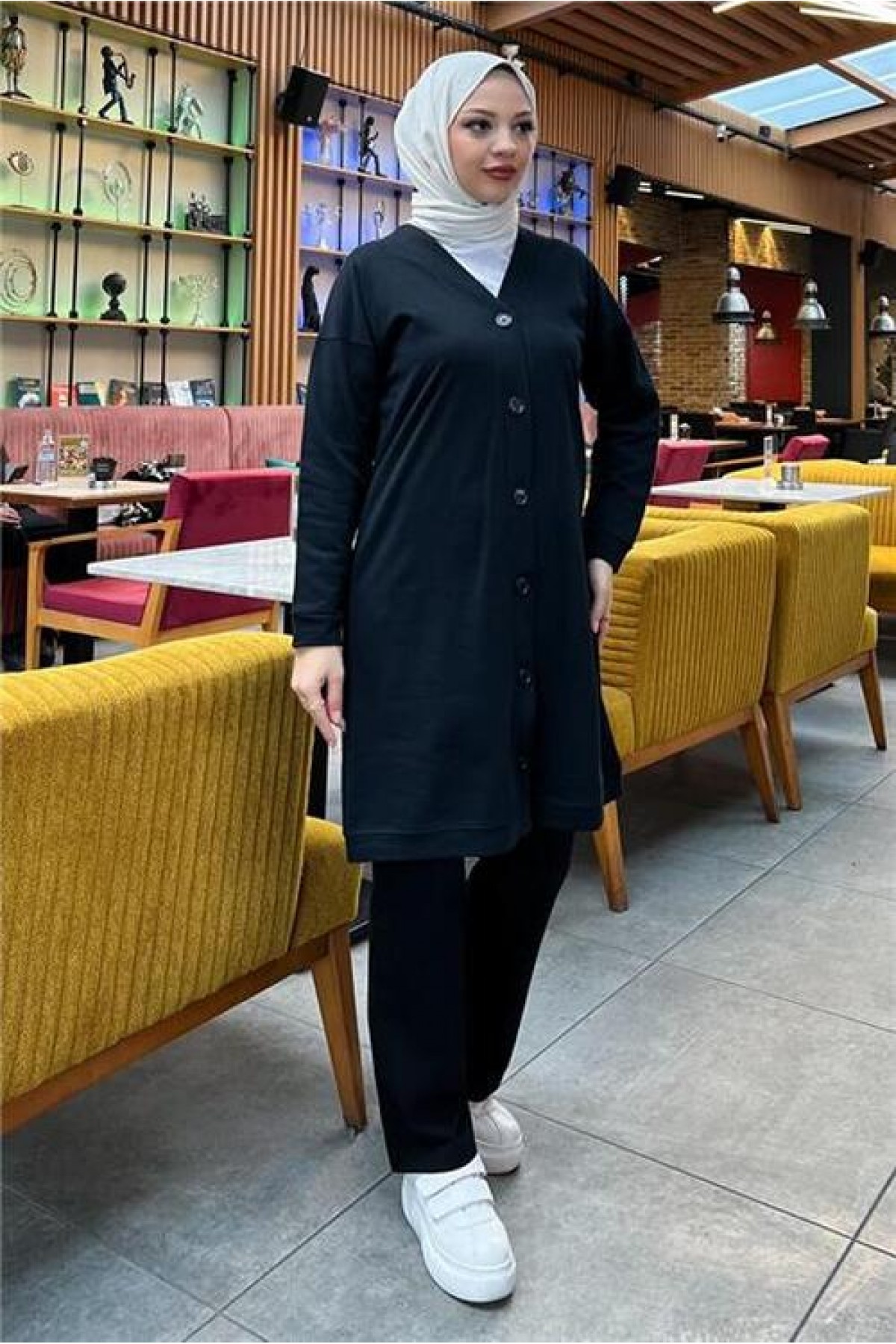 Buttoned V-Neck Simple Basic Tracksuit Sport Two-Piece Set