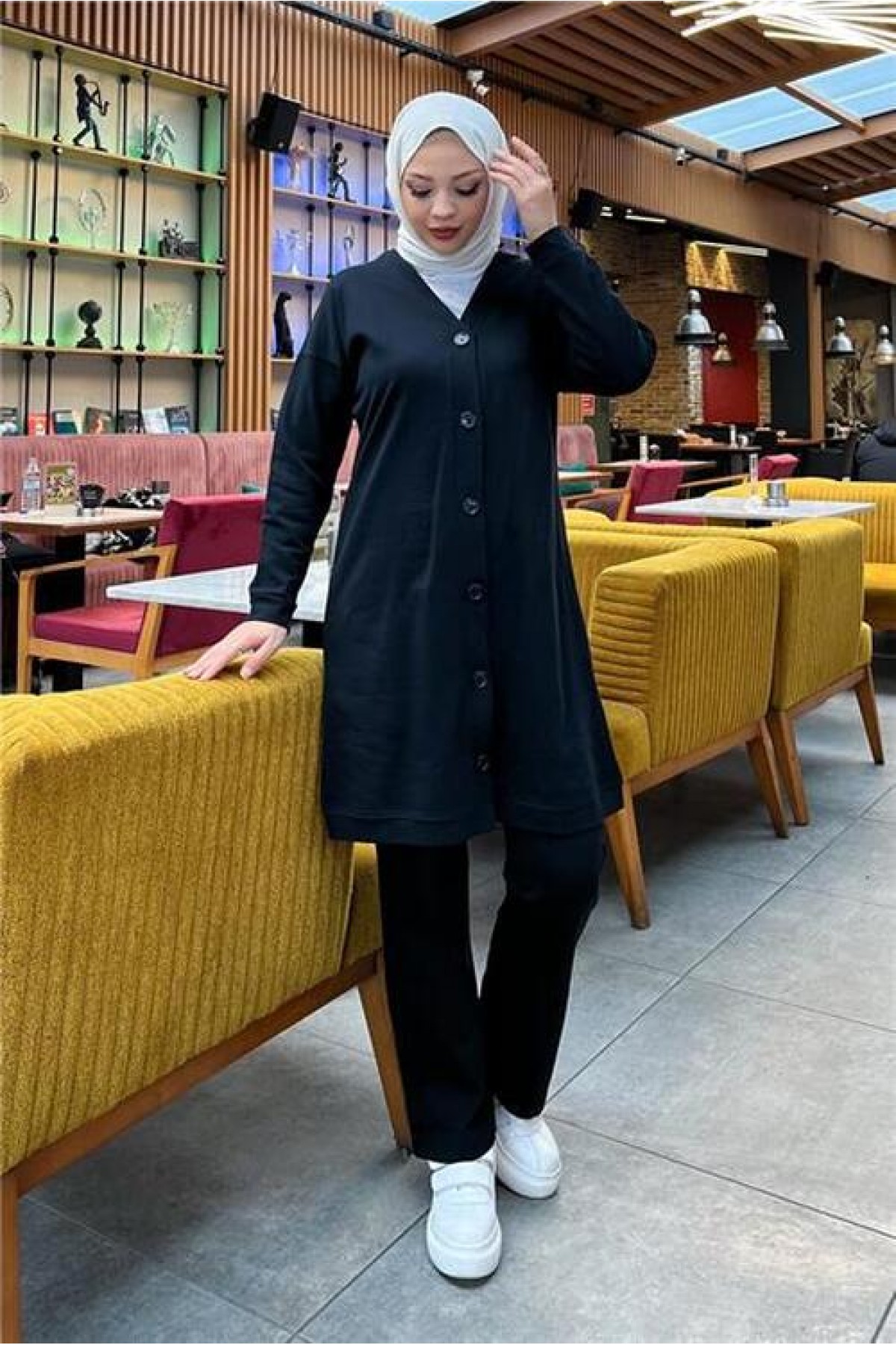 Buttoned V-Neck Simple Basic Tracksuit Sport Two-Piece Set