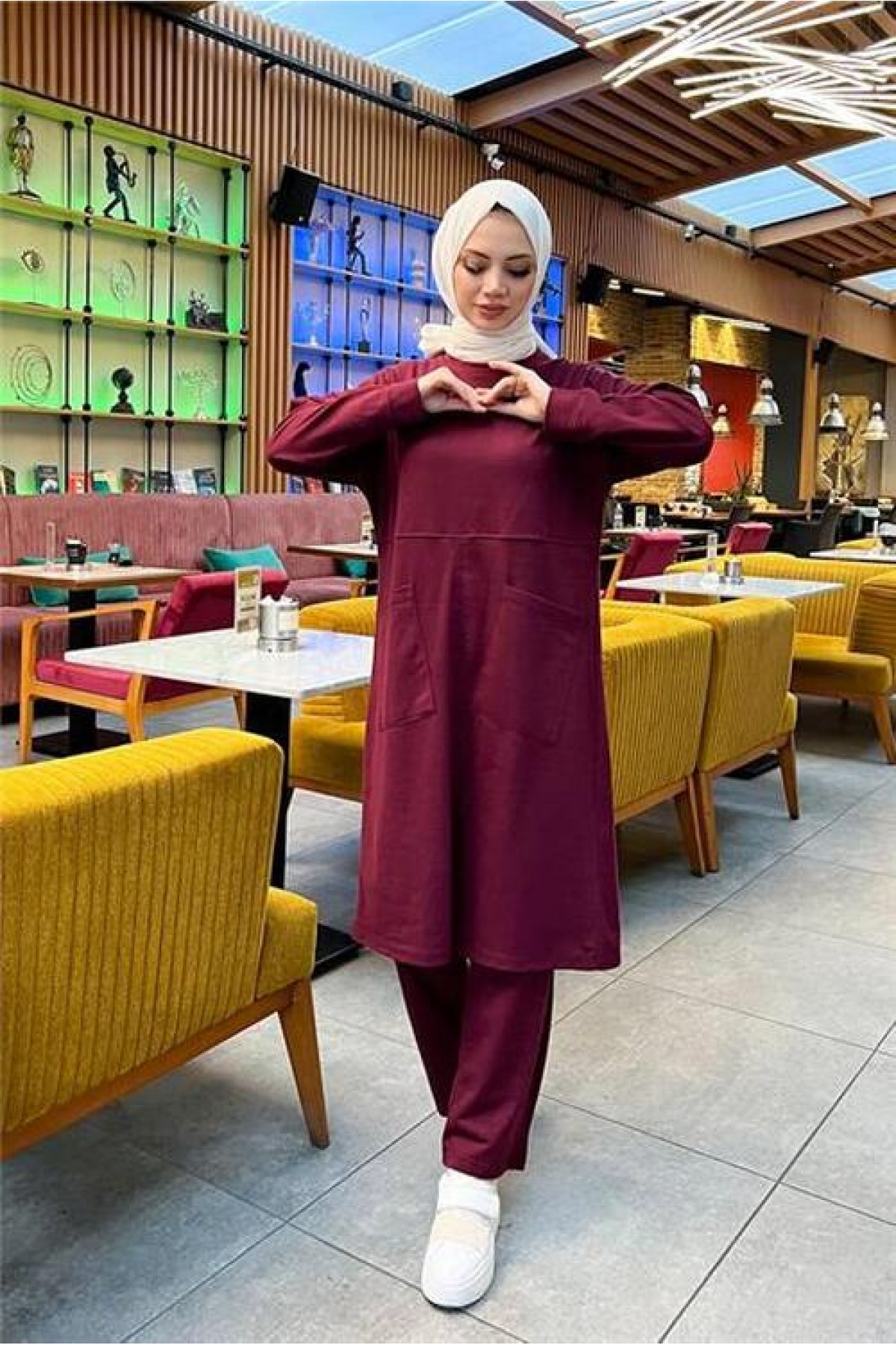 Simple Basic Long Tunic and Pants Two-Piece Sport Set with Two Front Pockets