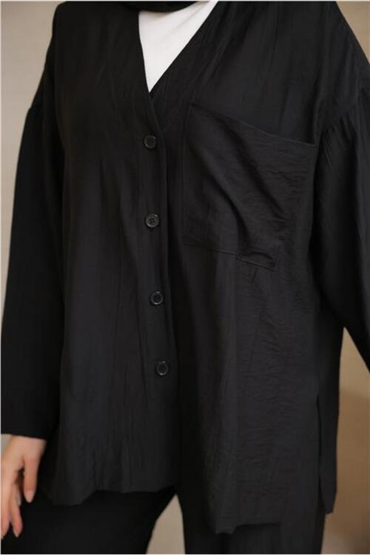 V-Neck Buttoned Pocket Two-Piece Hijab Tracksuit Set detay görseli