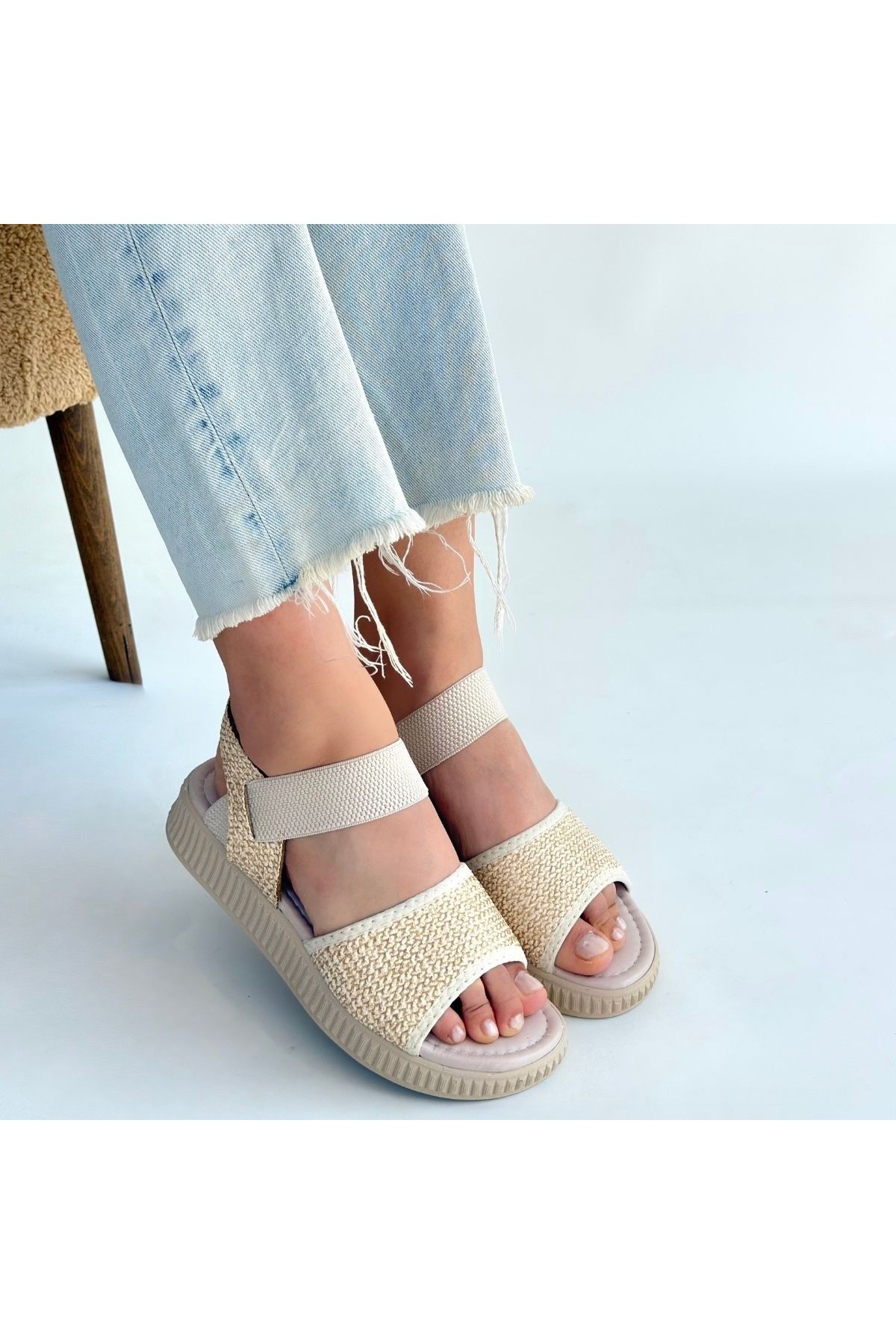Jake Beige Woven Leather Sandals