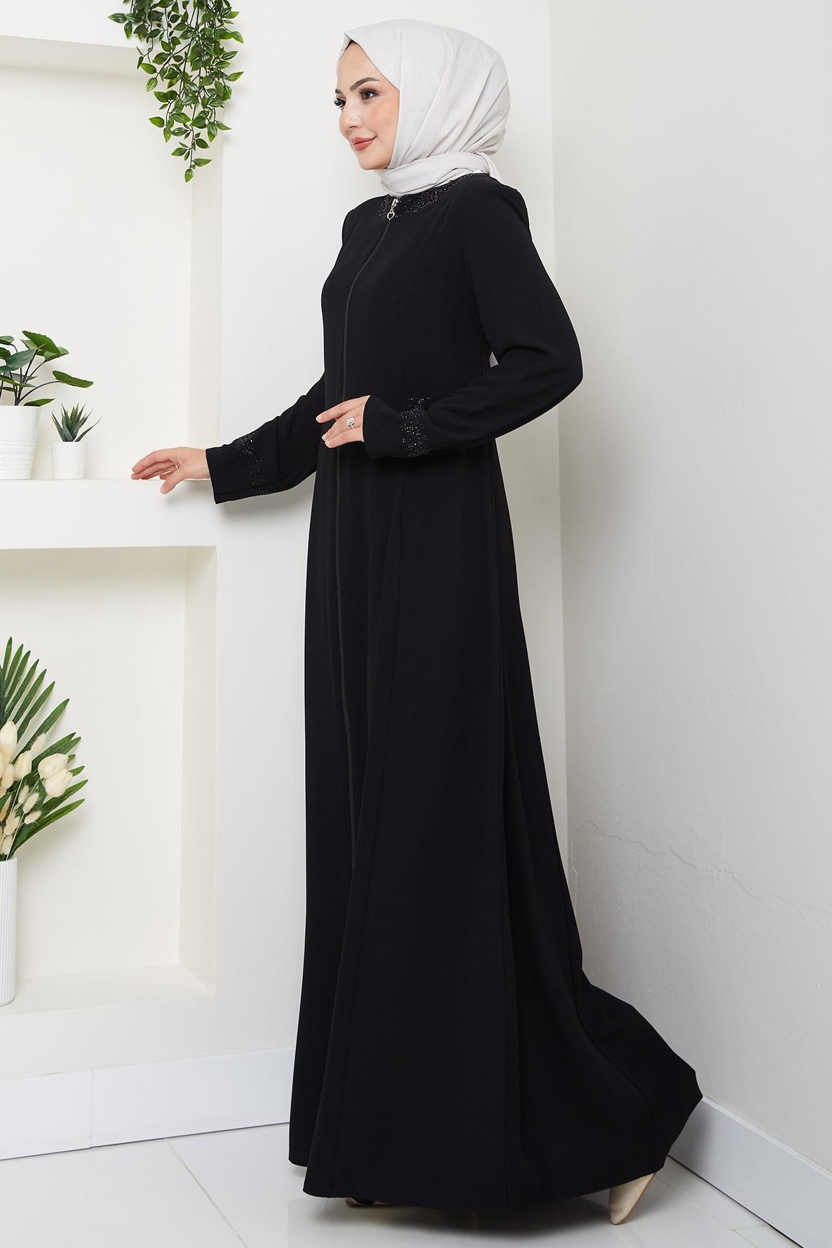 Black Abaya with Stone Detail on Collar and Cuffs HM2802