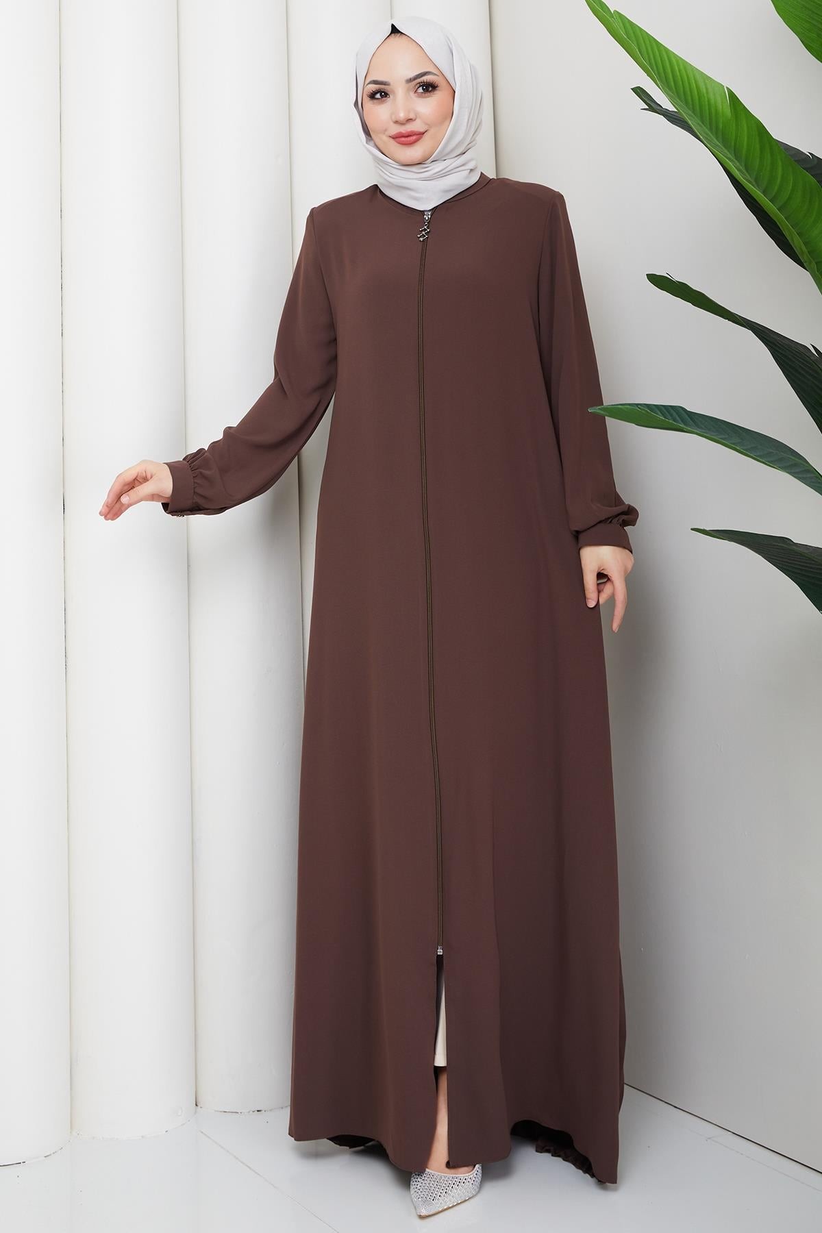 Back Pleated Abaya Brown HM2906