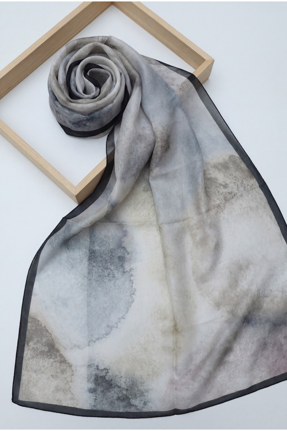 Marble Patterned Voile Scarf -Oil color