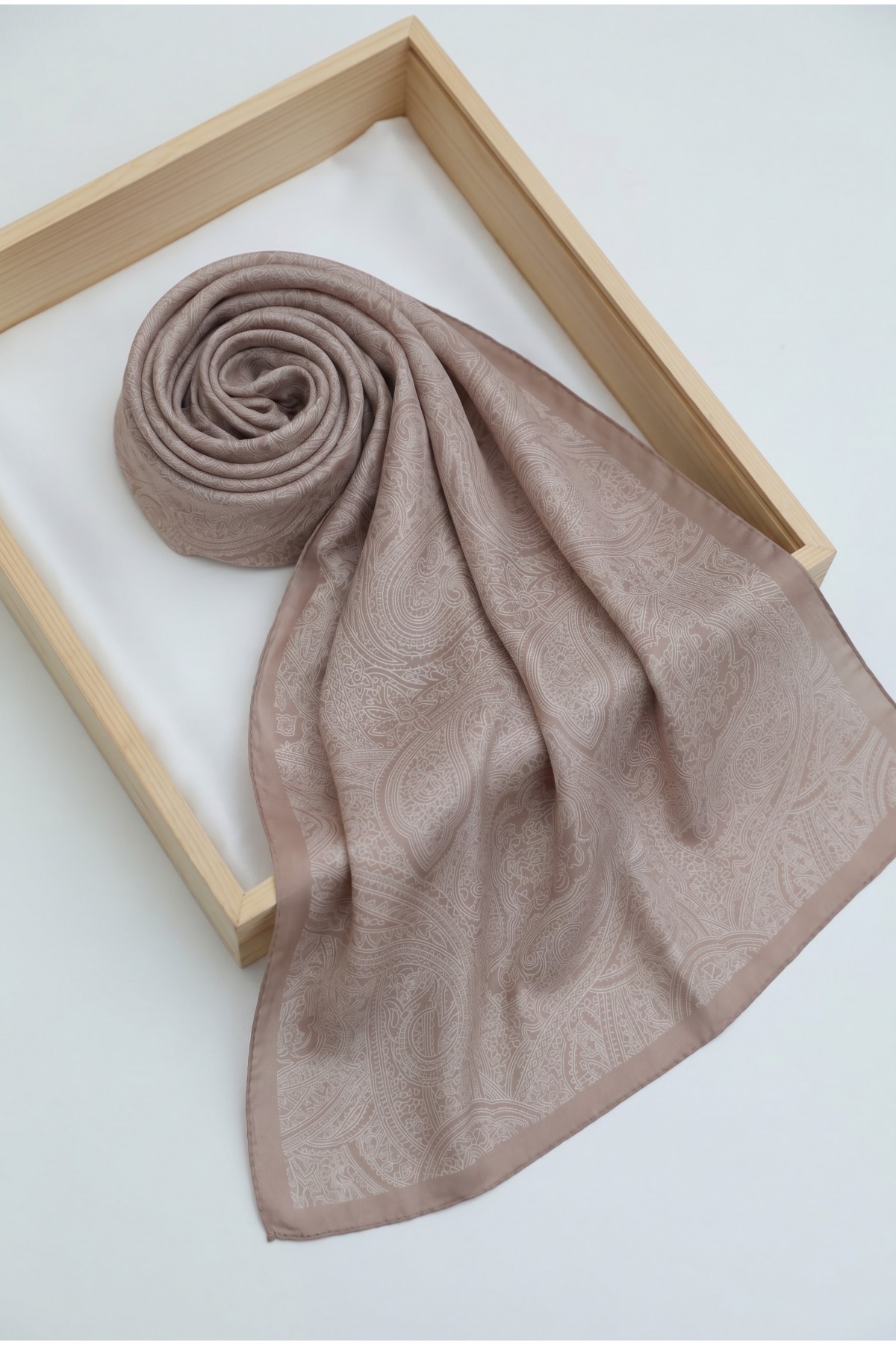 Fine Line Embroidered Cotton Scarf -Light Mink