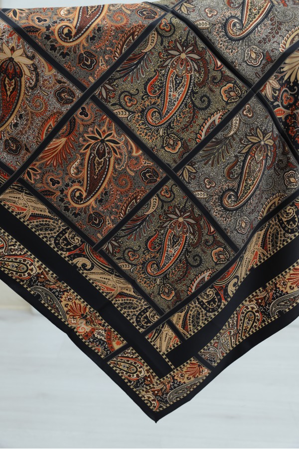 Geometrik Çerçeveli Rayon Eşarp -Siyah