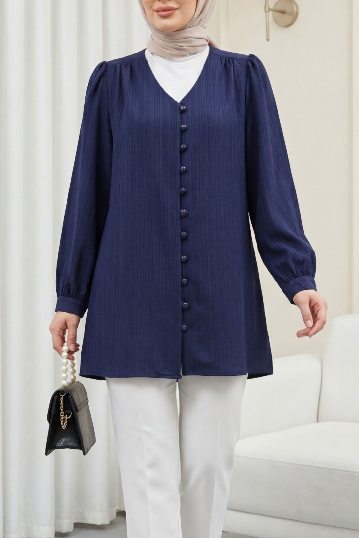 Button-down V-neck Jacquard Crinkle Tunic -Navy blue