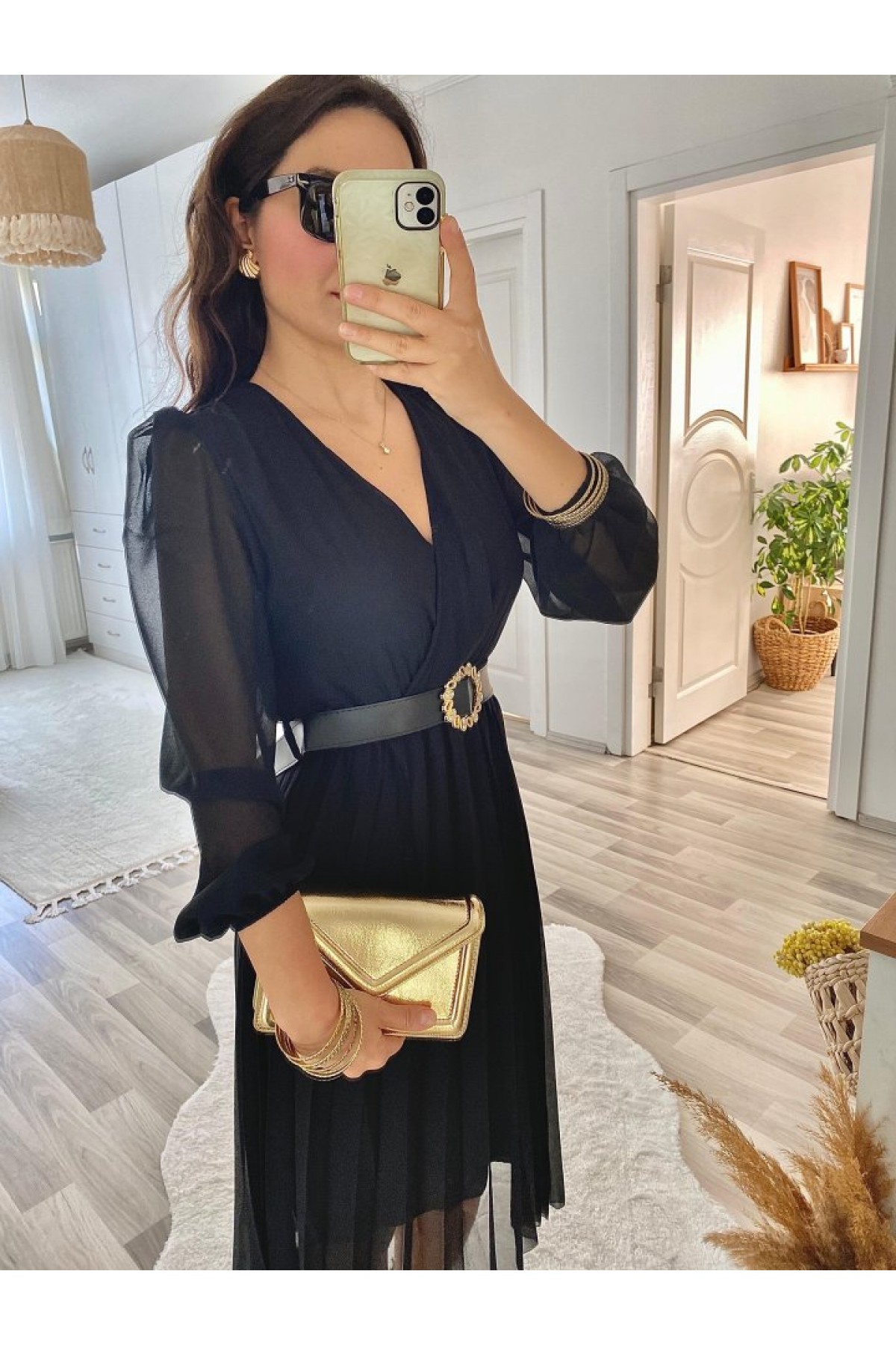Women's Chiffon Fabric Lined Flared Wrap Neck Midi Length Dress