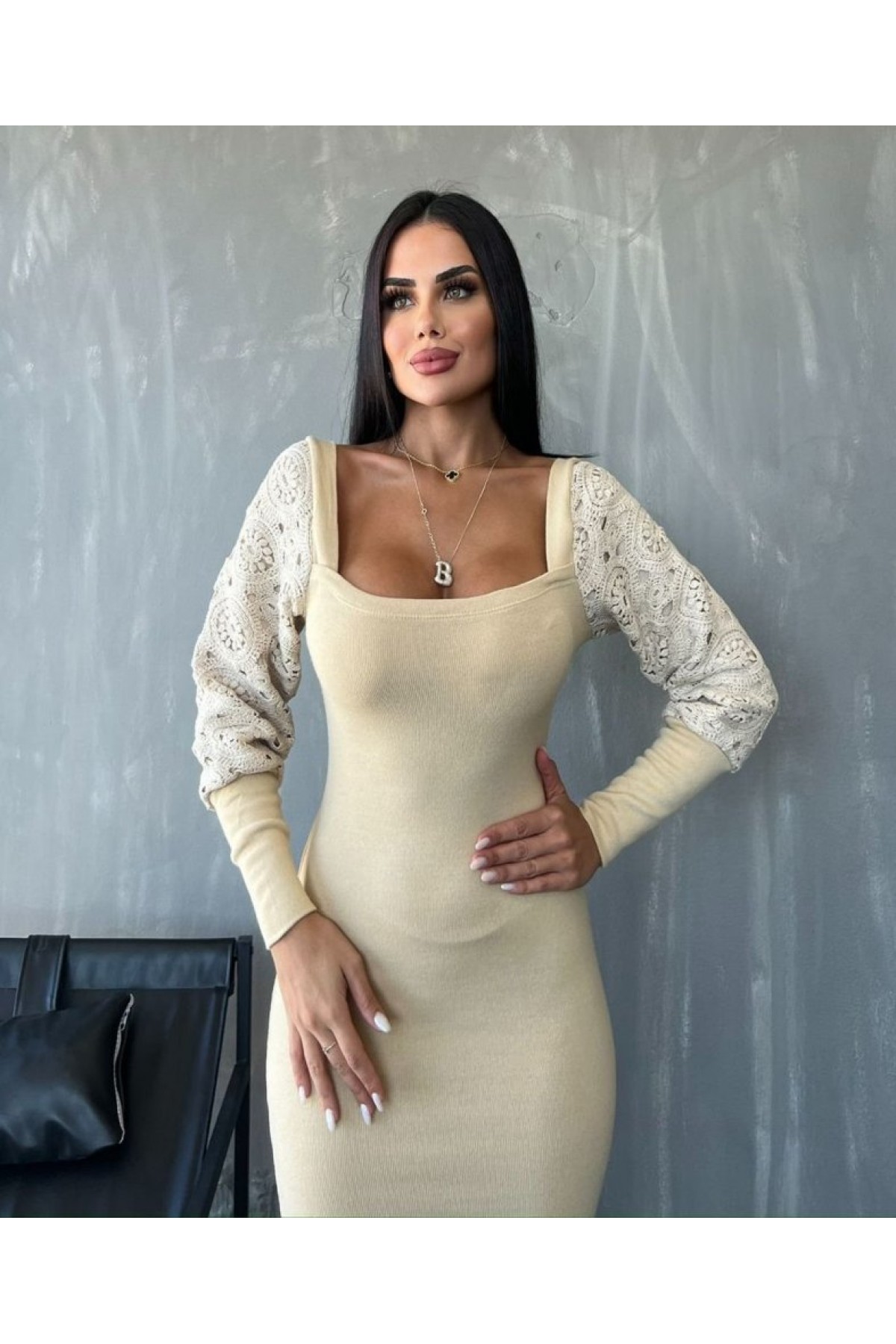 Kadın Kare Yaka Kolları Manşet Ve Dantel Detay Fırsat ürün Midi Boy Elbise