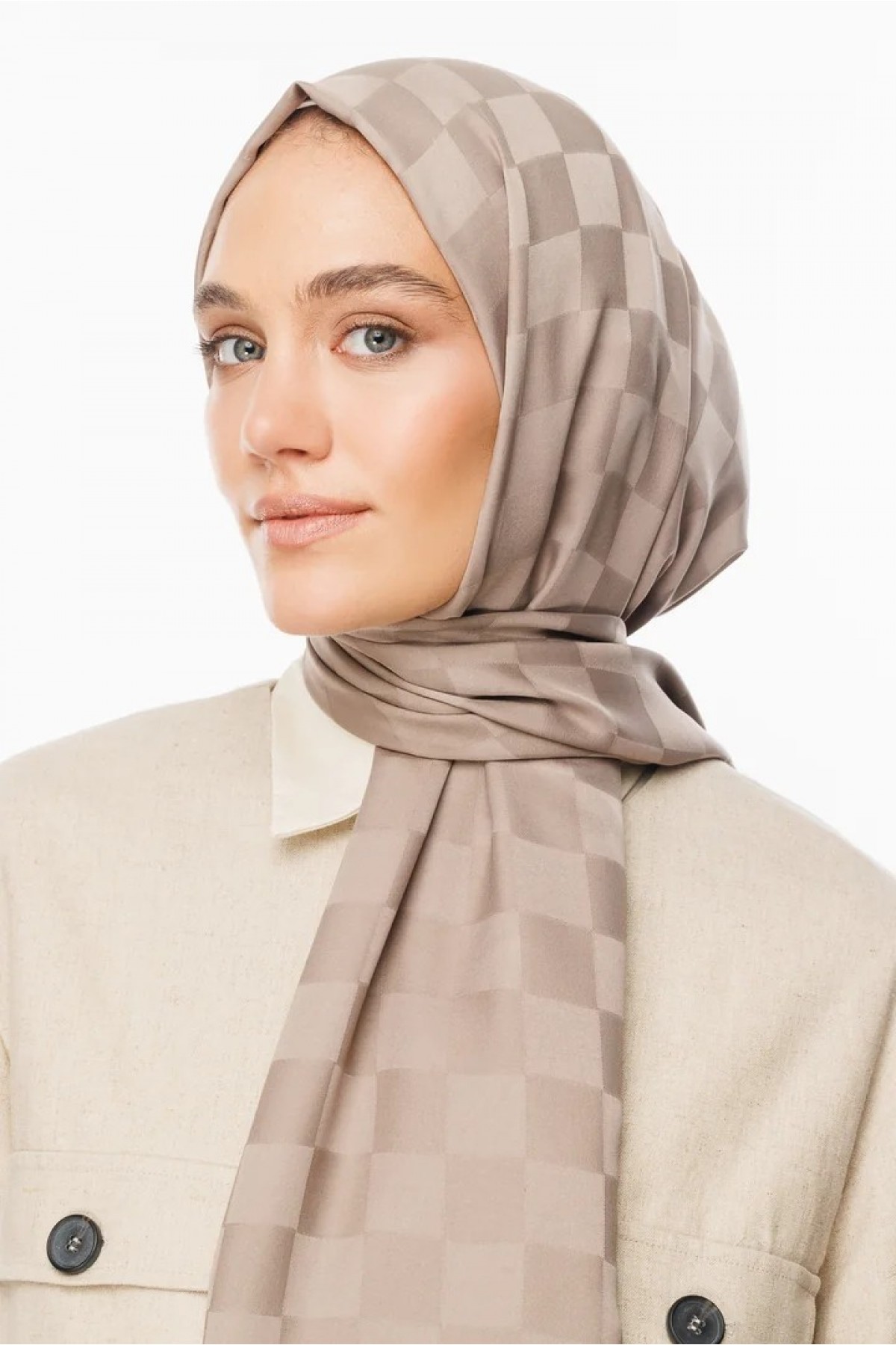 Checkerboard Pattern Silky Jacquard Shawl 