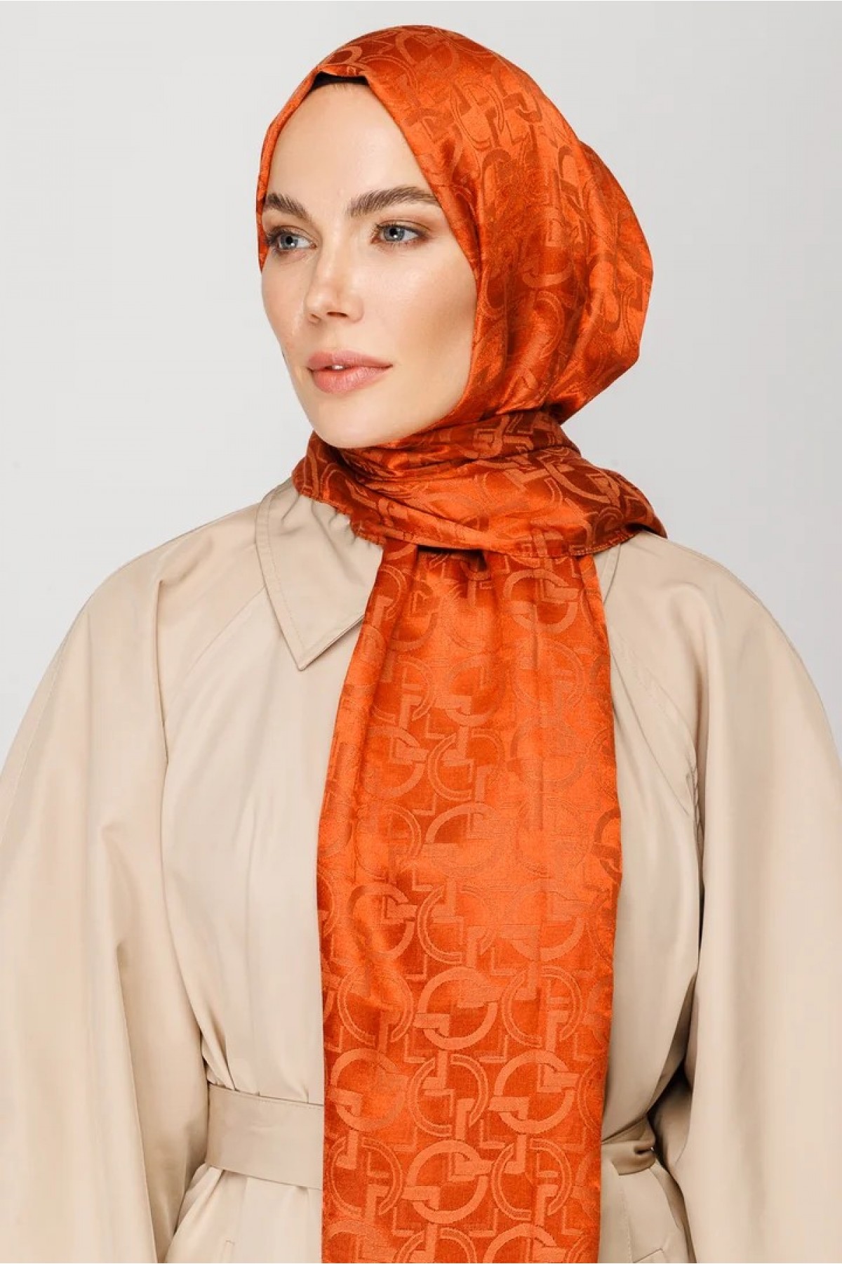 Longar Pattern Shiny Jacquard Scarf 
