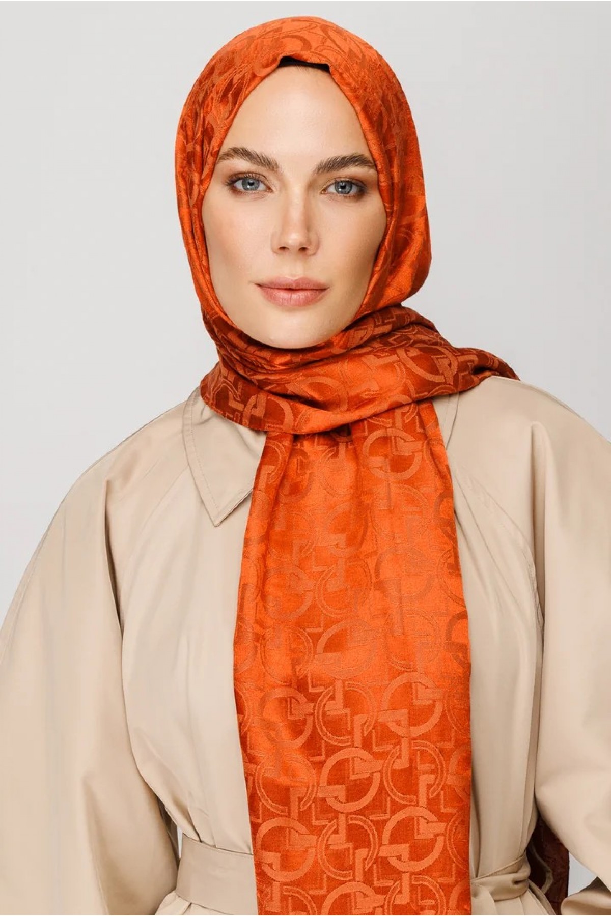 Longar Pattern Shiny Jacquard Scarf 