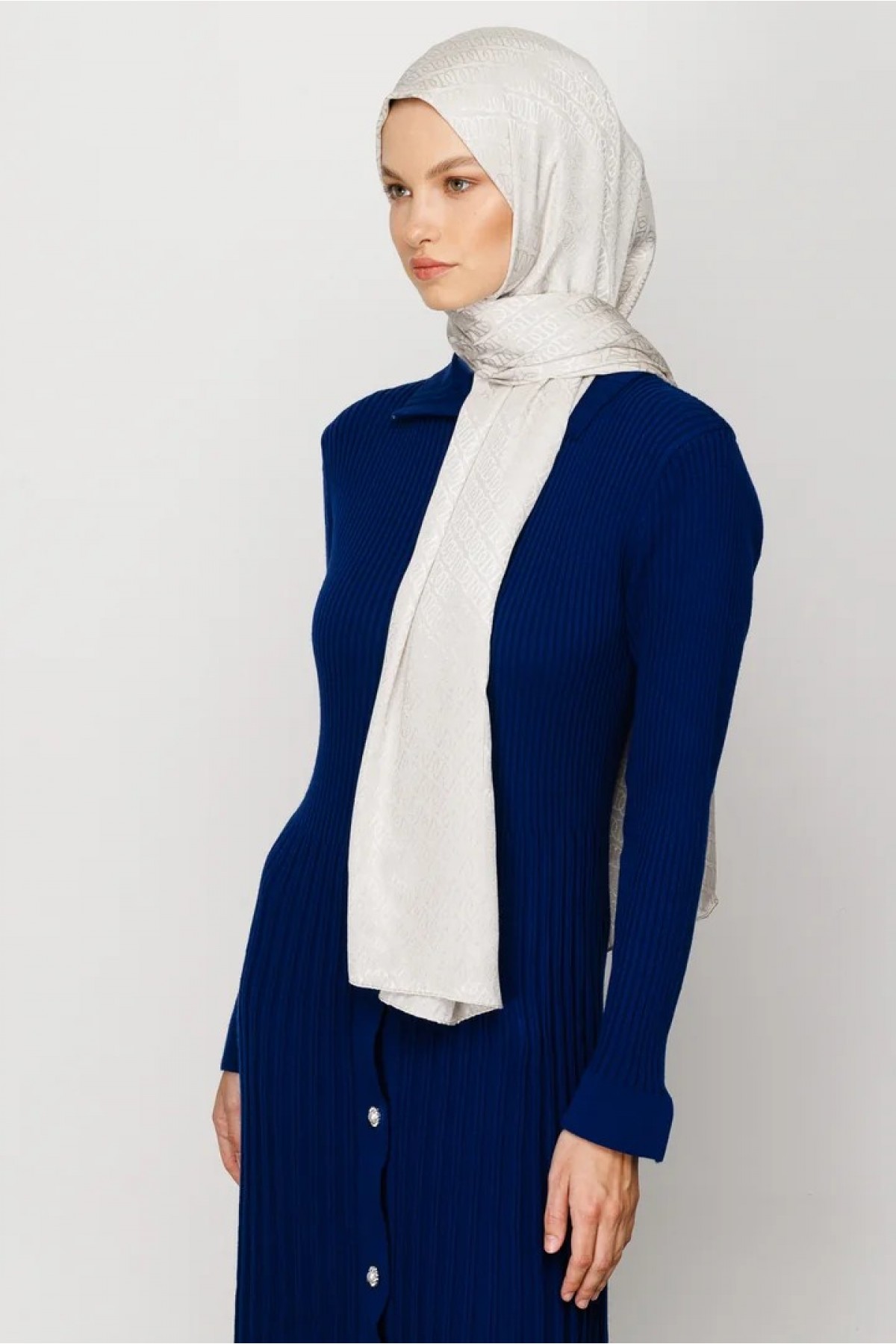 Forever Pattern Shiny Jacquard Scarf 