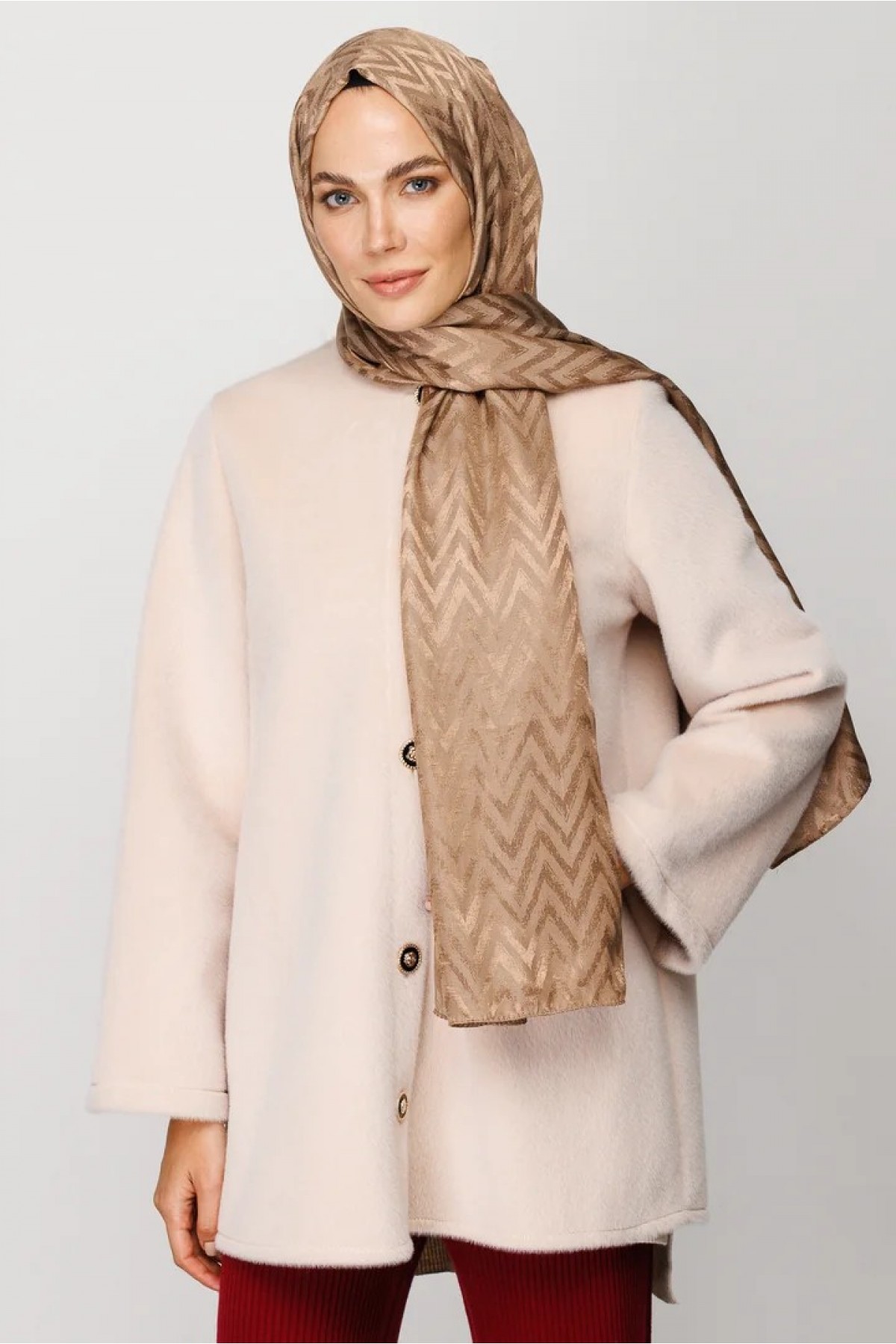 Zigzag Pattern Shiny Jacquard Scarf 