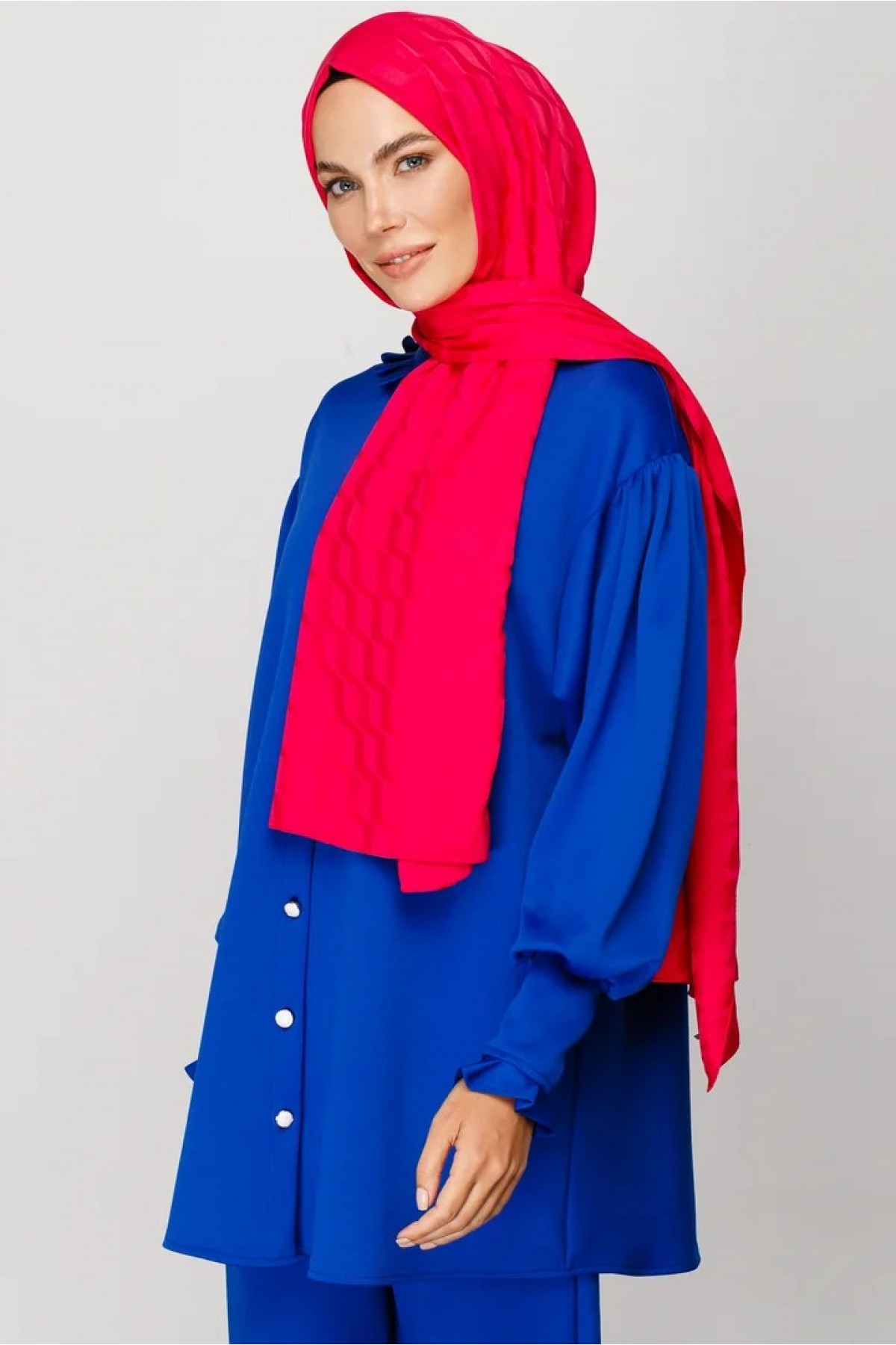 وشاح جاكار حريري بنمط موجي 