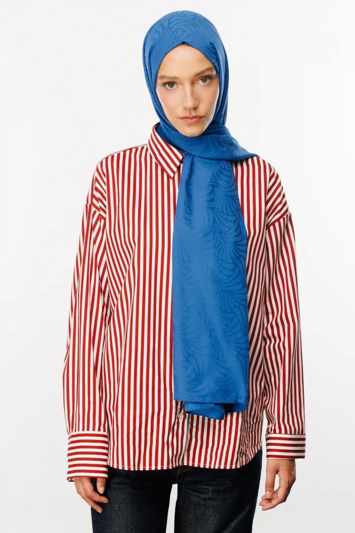 Artemis Pattern Silky Jacquard Scarf 