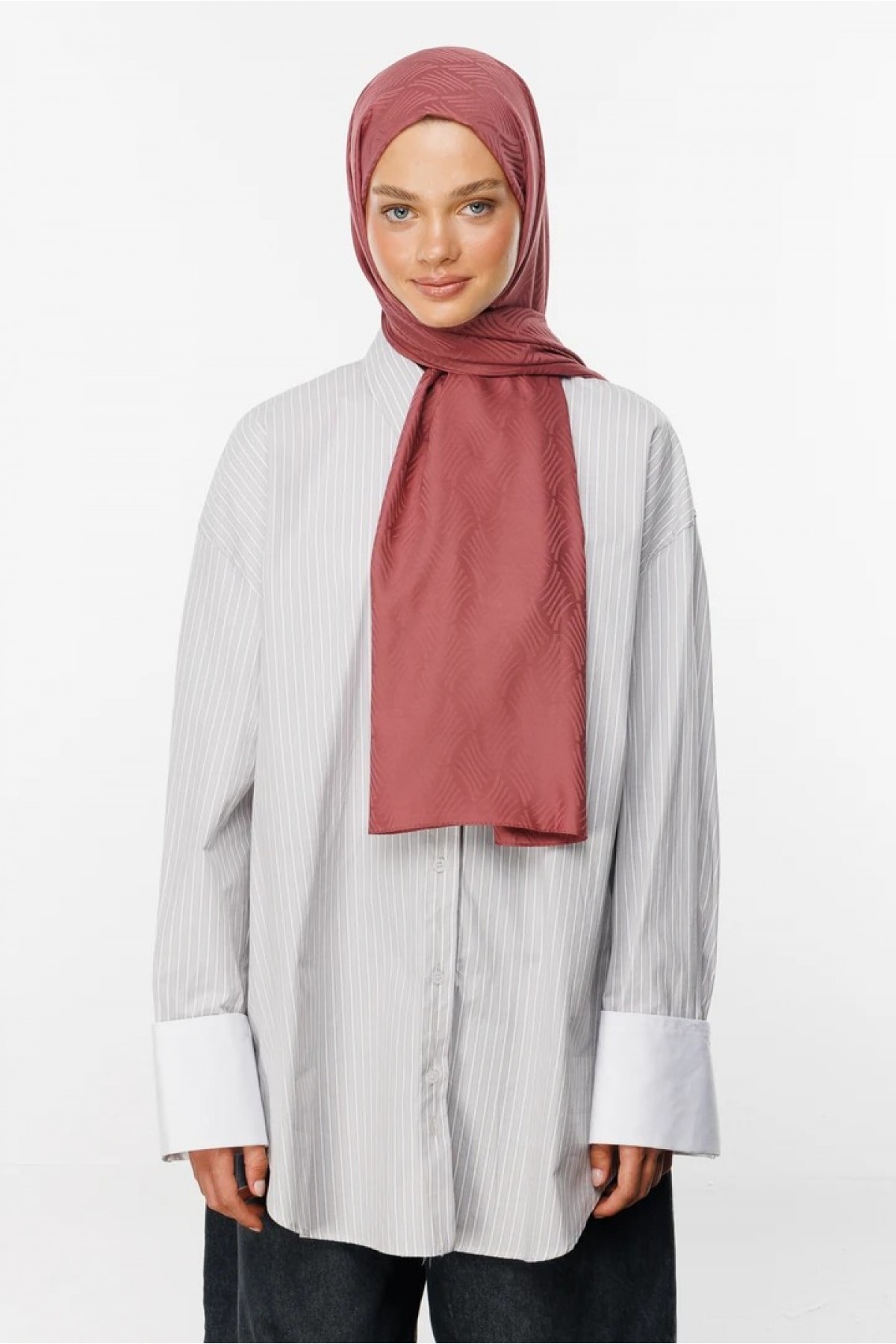 Aura Pattern Silky Jacquard Scarf 
