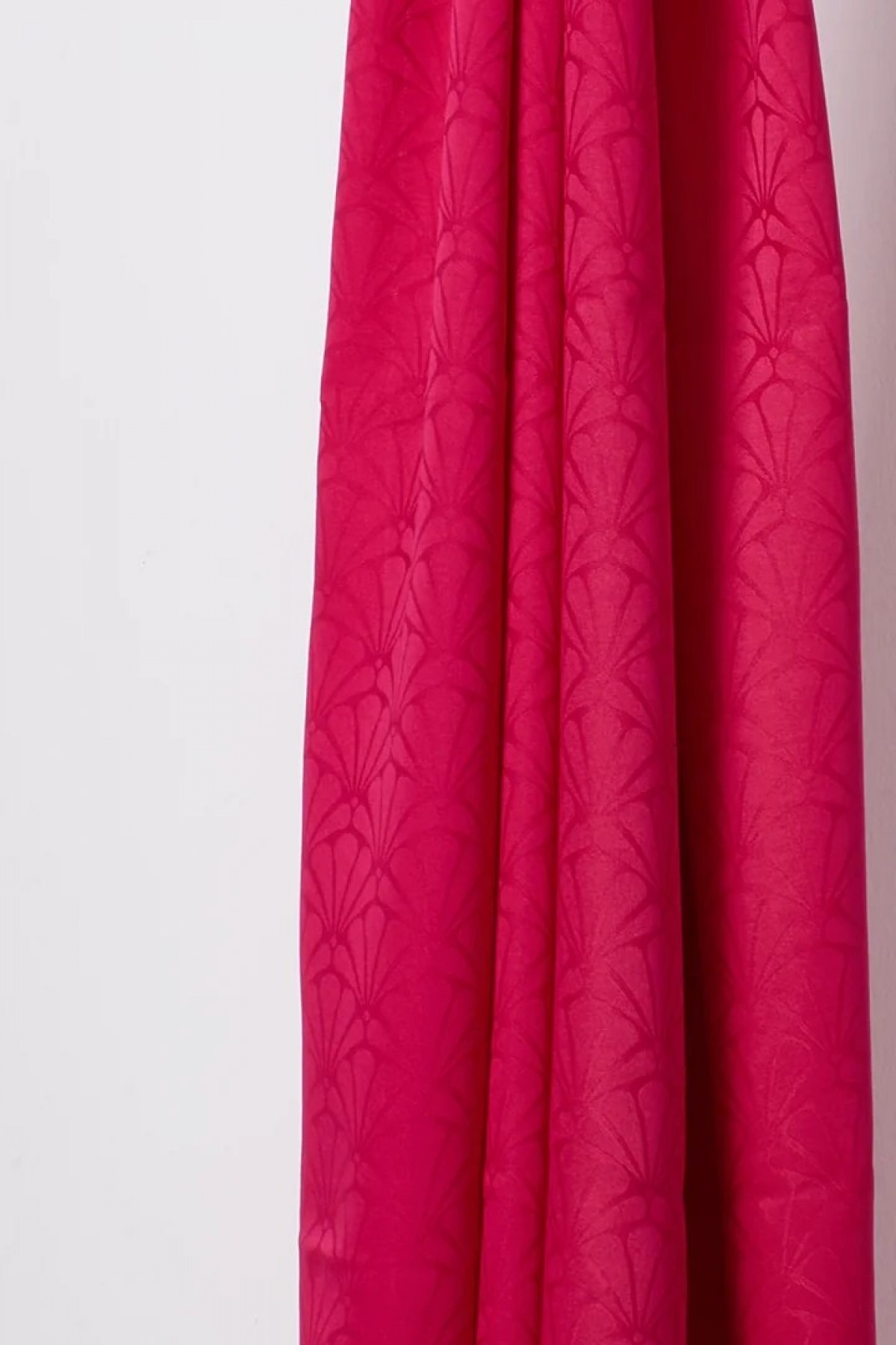 Lotus Pattern Silky Jacquard Scarf 