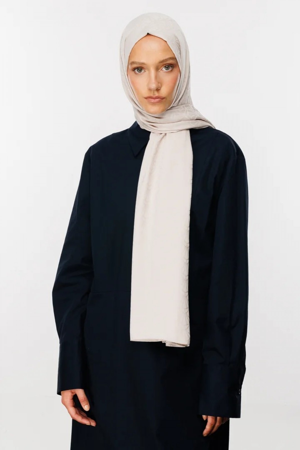 Lotus Pattern Silky Jacquard Scarf 