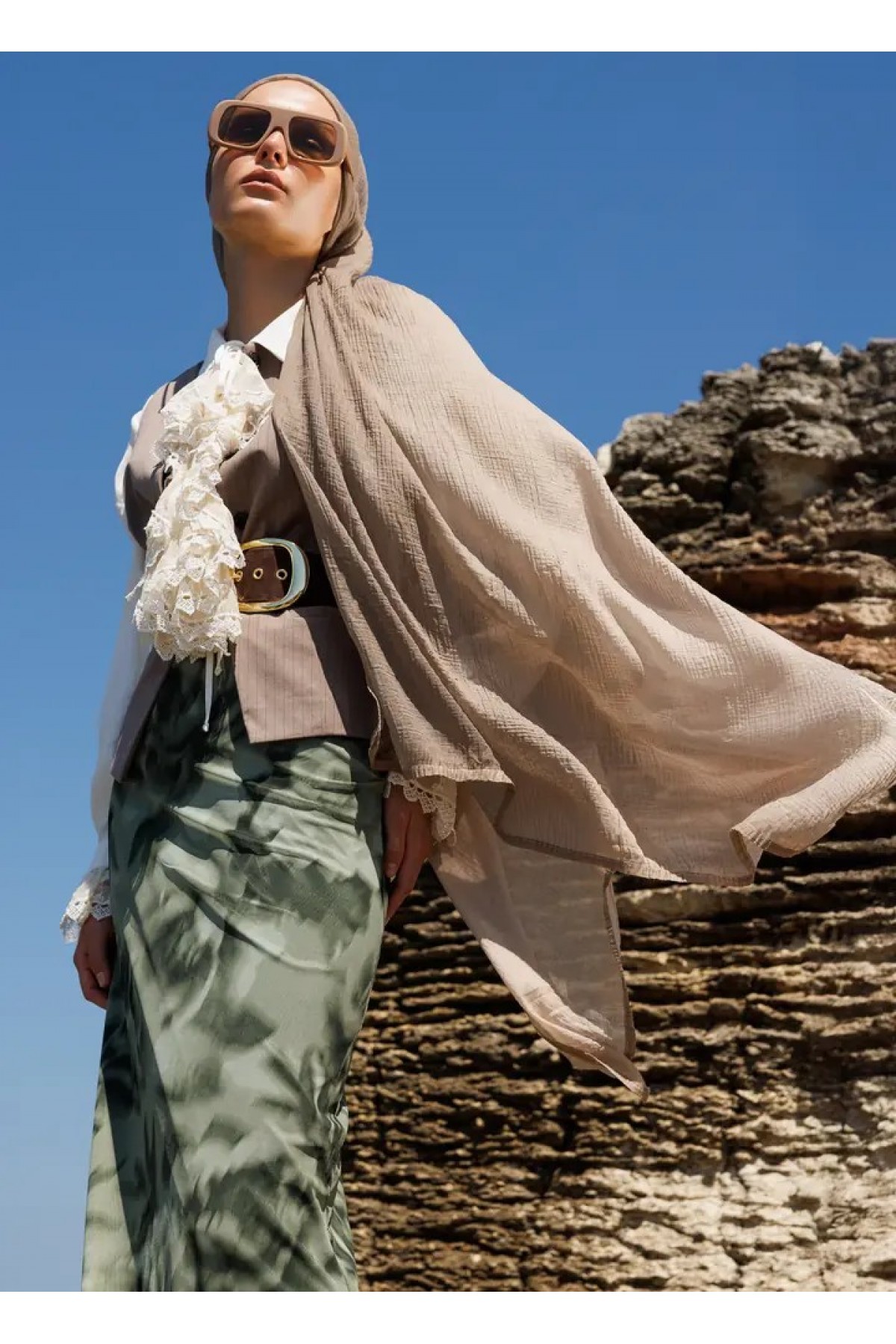 Gradient Muslin Shawl 
