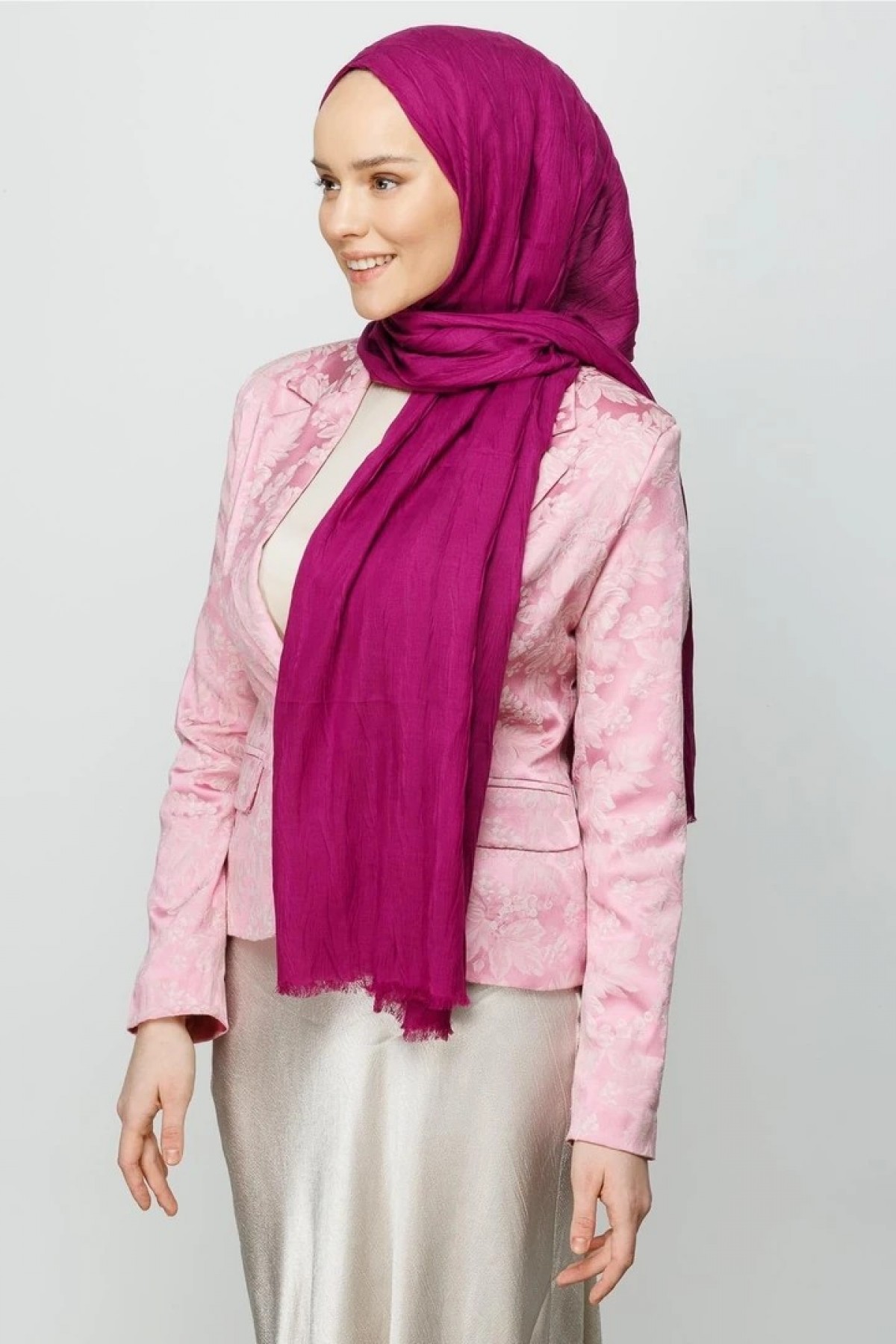 شال من الخيزران المطوي 