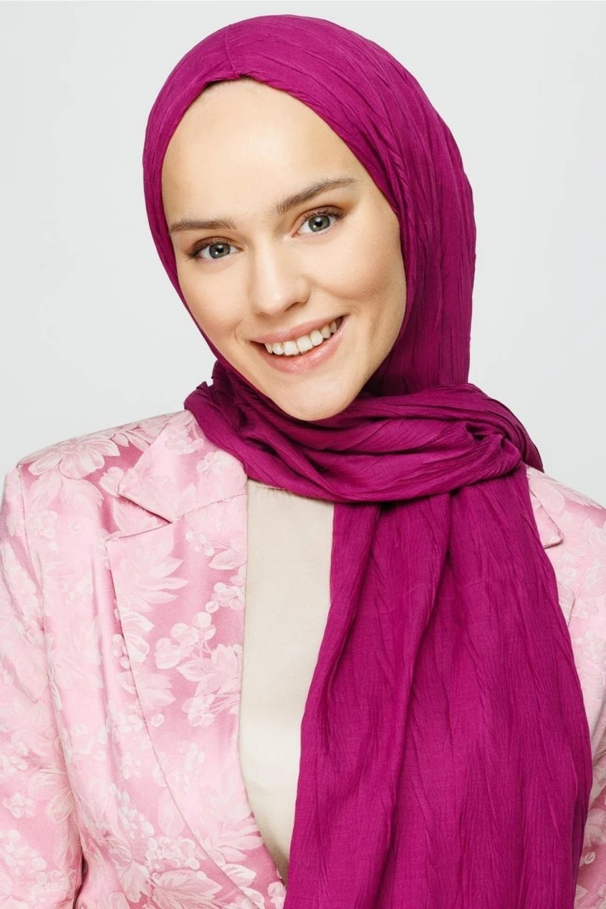 شال من الخيزران المطوي 