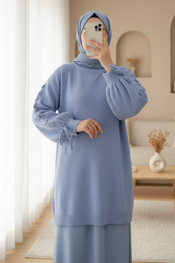 Round  Neck Knitted Detailed Sweater    -İndigo