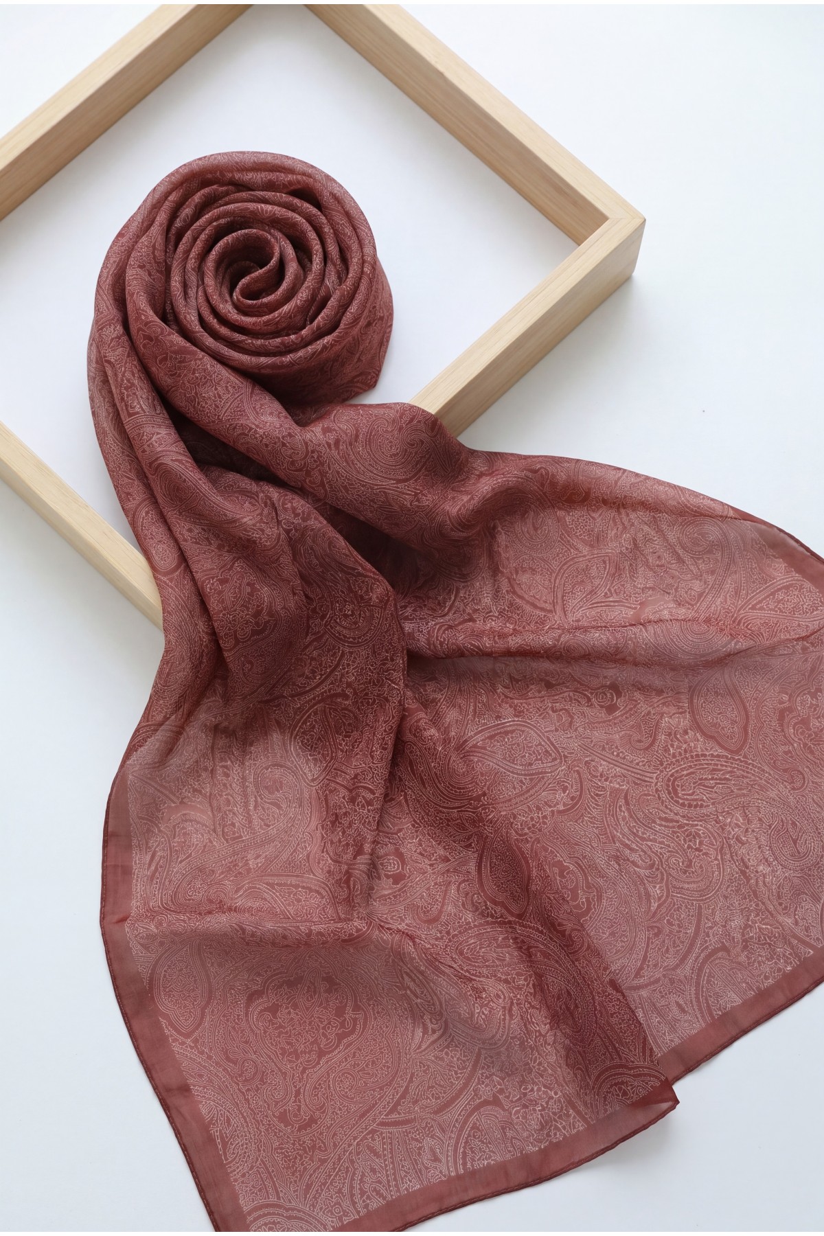 Fine Line Embroidered Cotton Scarf -Maroon