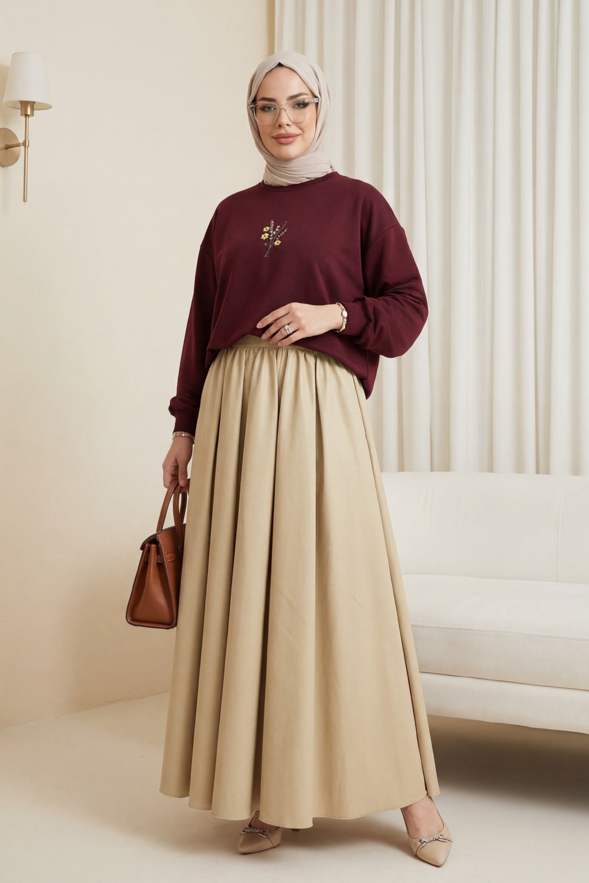 Round Neck Loose Fit Jersey Blouse with Floral Embroidery on the Front   -Maroon