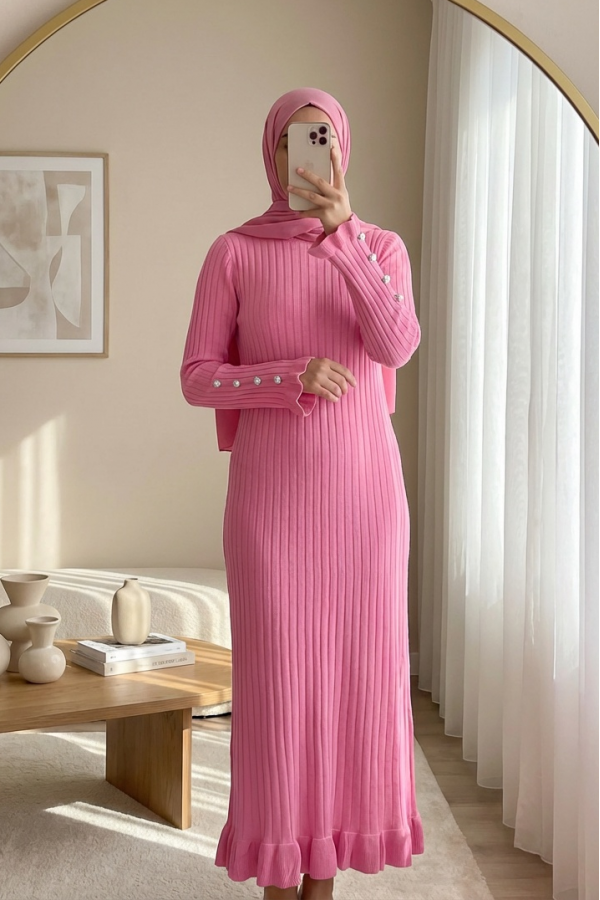 Kolları Düğmeli Eteği Fırfırlı Triko Elbise -Pembe