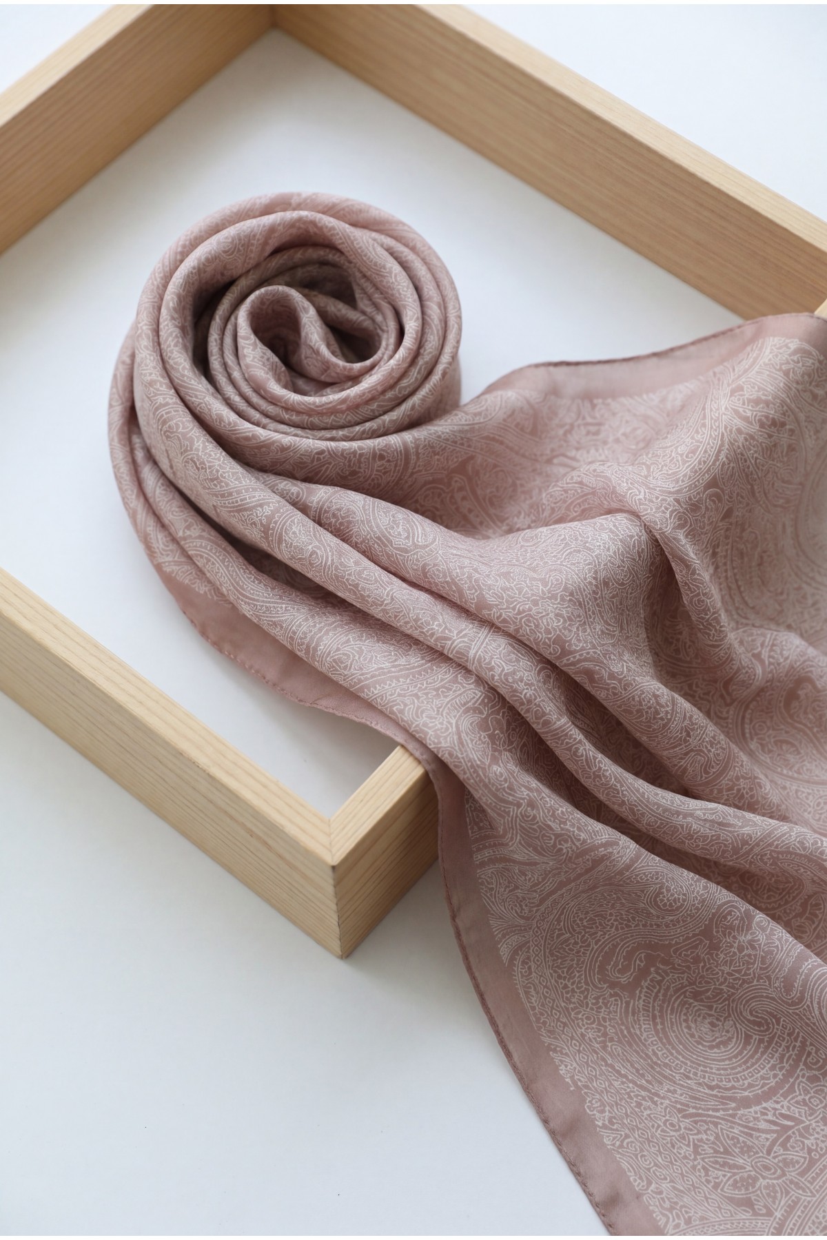Fine Line Embroidered Cotton Scarf -Light Mink