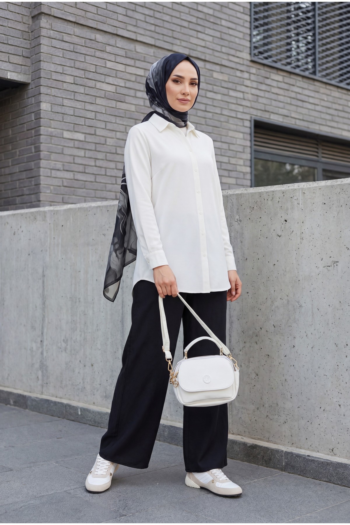 Elasticated Waist, Double Pocket, Wide Leg Tencel Trousers -Black detay görseli